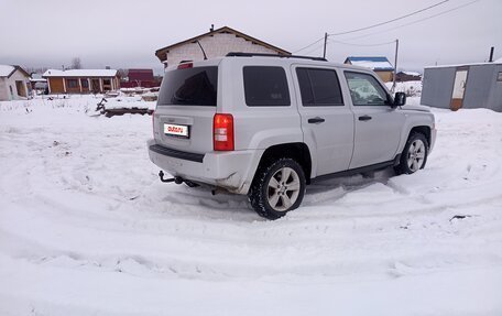Jeep Liberty (Patriot), 2007 год, 780 000 рублей, 17 фотография