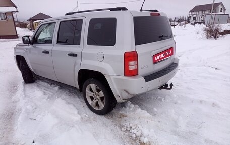 Jeep Liberty (Patriot), 2007 год, 780 000 рублей, 25 фотография