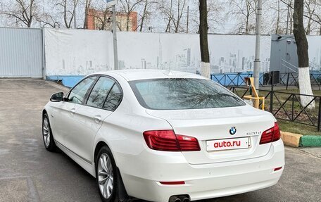 BMW 5 серия, 2016 год, 2 600 000 рублей, 10 фотография
