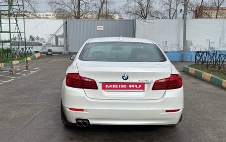 BMW 5 серия, 2016 год, 2 600 000 рублей, 9 фотография