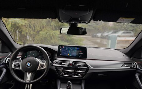 BMW 5 серия, 2021 год, 4 315 000 рублей, 13 фотография