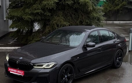 BMW 5 серия, 2021 год, 4 315 000 рублей, 3 фотография