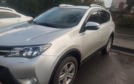 Toyota RAV4, 2015 год, 2 200 000 рублей, 7 фотография