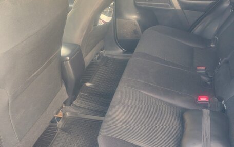 Toyota RAV4, 2015 год, 2 200 000 рублей, 16 фотография