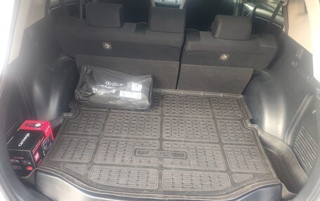 Toyota RAV4, 2015 год, 2 200 000 рублей, 14 фотография