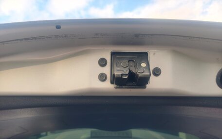 Toyota RAV4, 2015 год, 2 200 000 рублей, 12 фотография