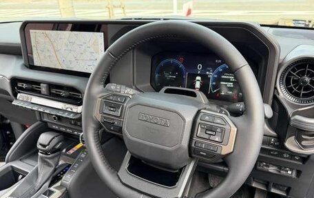 Toyota Land Cruiser Prado, 2024 год, 7 431 000 рублей, 10 фотография