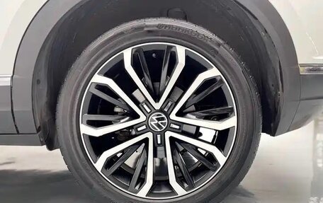 Volkswagen T-Roc I, 2022 год, 1 560 000 рублей, 19 фотография