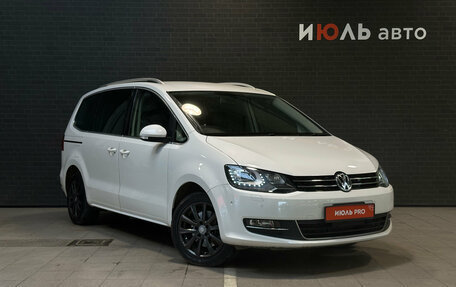 Volkswagen Sharan II, 2012 год, 1 445 000 рублей, 3 фотография
