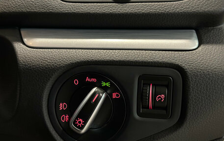 Volkswagen Sharan II, 2012 год, 1 445 000 рублей, 20 фотография