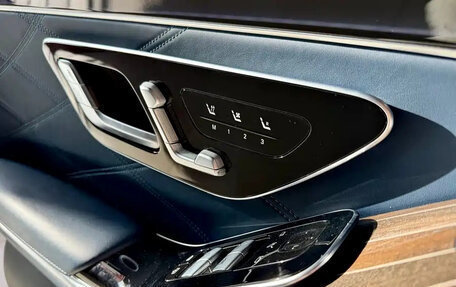 Mercedes-Benz Maybach S-Класс, 2023 год, 34 000 016 рублей, 10 фотография