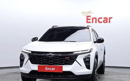 Chevrolet Trax, 2023 год, 1 654 000 рублей, 2 фотография