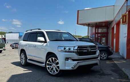 Toyota Land Cruiser 200, 2015 год, 5 000 000 рублей, 2 фотография