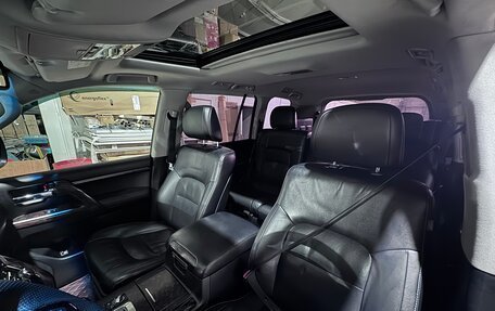 Toyota Land Cruiser 200, 2015 год, 5 000 000 рублей, 7 фотография