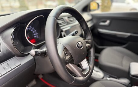 KIA Rio III рестайлинг, 2013 год, 990 000 рублей, 19 фотография