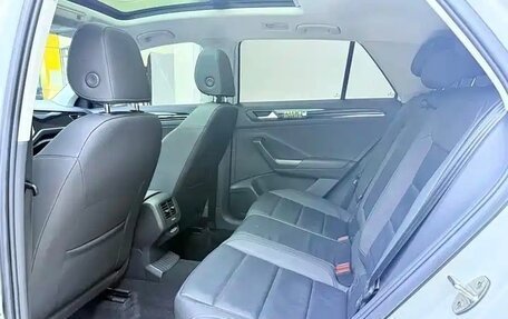 Volkswagen T-Roc I, 2022 год, 1 590 000 рублей, 9 фотография