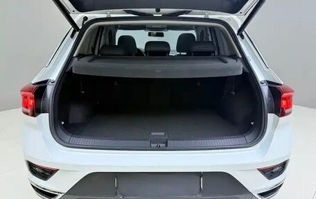 Volkswagen T-Roc I, 2022 год, 1 590 000 рублей, 20 фотография