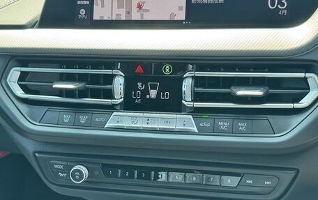 BMW 1 серия, 2021 год, 1 360 000 рублей, 10 фотография