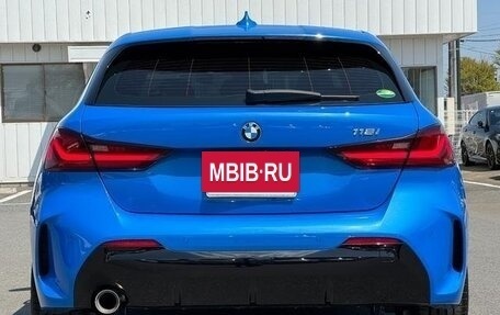 BMW 1 серия, 2021 год, 1 360 000 рублей, 5 фотография