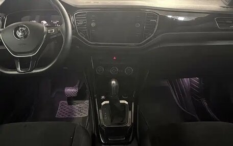 Volkswagen T-Roc I, 2022 год, 1 550 000 рублей, 14 фотография