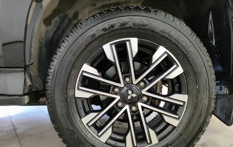 Mitsubishi Montero Sport, 2023 год, 4 389 000 рублей, 7 фотография