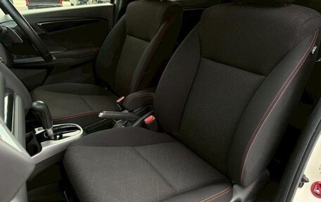 Honda Fit III, 2015 год, 923 000 рублей, 16 фотография