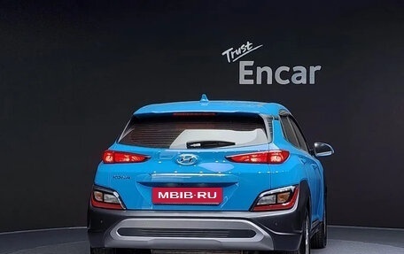 Hyundai Kona I, 2022 год, 1 354 000 рублей, 4 фотография