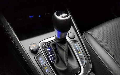 Hyundai Kona I, 2022 год, 1 354 000 рублей, 8 фотография