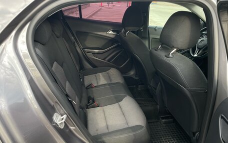 Mercedes-Benz GLA, 2014 год, 1 650 000 рублей, 11 фотография