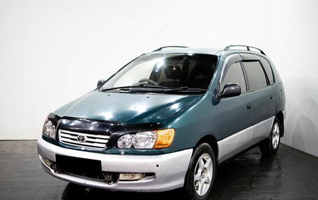 Toyota Ipsum II, 1997 год, 335 000 рублей, 1 фотография