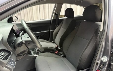 Hyundai Solaris II рестайлинг, 2021 год, 1 599 000 рублей, 8 фотография