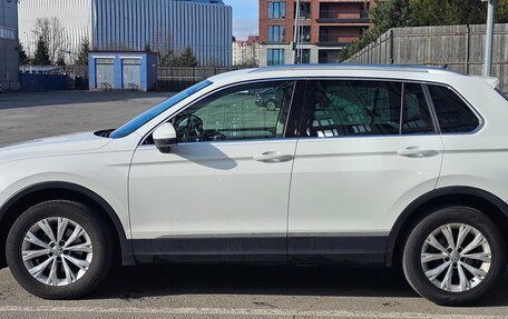 Volkswagen Tiguan II, 2017 год, 2 400 000 рублей, 7 фотография