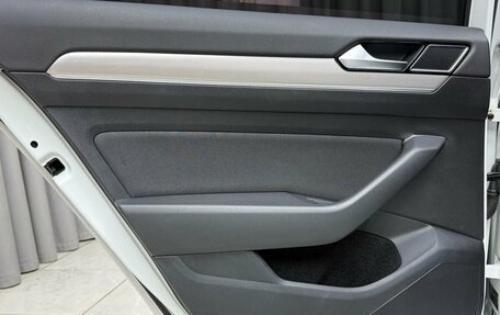 Volkswagen Passat B8 рестайлинг, 2017 год, 1 949 000 рублей, 14 фотография