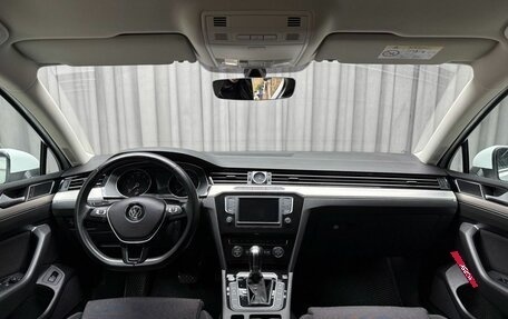 Volkswagen Passat B8 рестайлинг, 2017 год, 1 949 000 рублей, 11 фотография