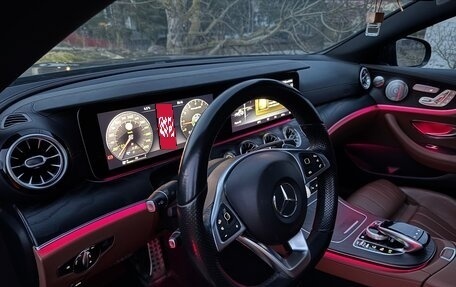 Mercedes-Benz E-Класс, 2017 год, 3 100 000 рублей, 11 фотография