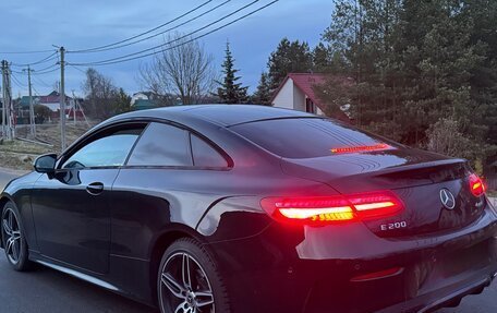 Mercedes-Benz E-Класс, 2017 год, 3 100 000 рублей, 15 фотография