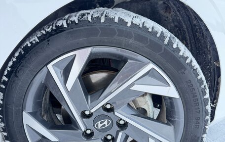 Hyundai Elantra, 2024 год, 2 090 000 рублей, 13 фотография