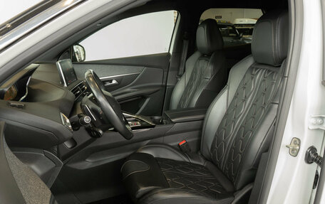 Peugeot 3008 II, 2018 год, 1 950 000 рублей, 13 фотография