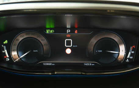 Peugeot 3008 II, 2018 год, 1 950 000 рублей, 28 фотография