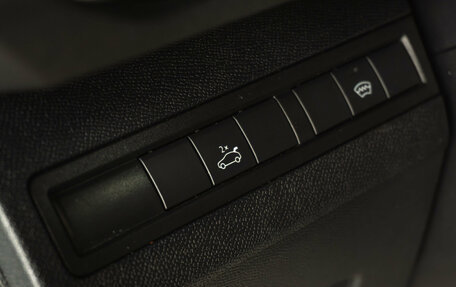 Peugeot 3008 II, 2018 год, 1 950 000 рублей, 38 фотография