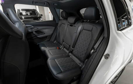 Audi Q5, 2026 год, 6 800 000 рублей, 13 фотография