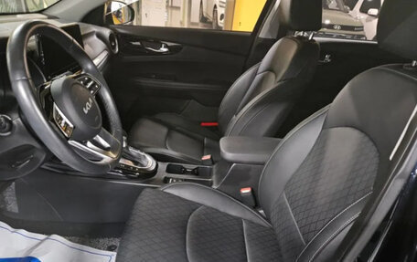 KIA K3, 2023 год, 2 200 000 рублей, 13 фотография