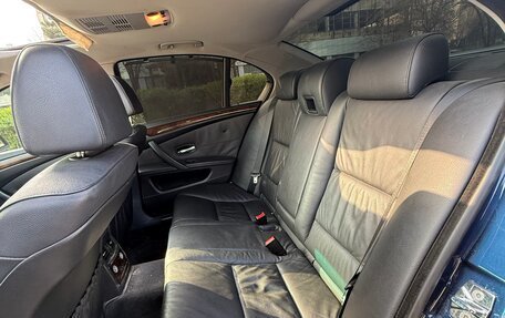 BMW 5 серия, 2007 год, 910 000 рублей, 13 фотография