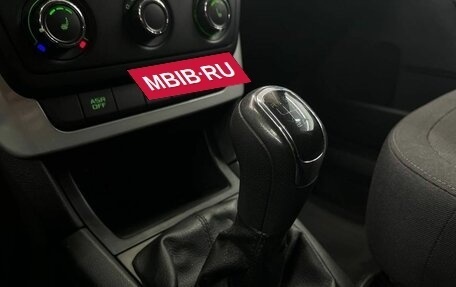 Skoda Yeti I рестайлинг, 2011 год, 829 900 рублей, 11 фотография