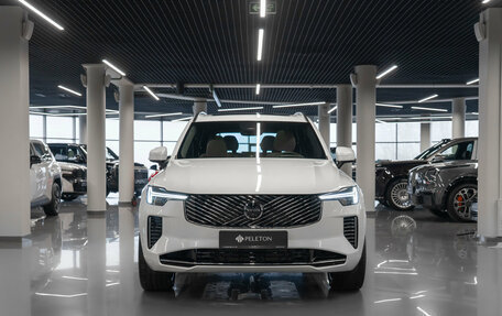 Volvo XC90 II рестайлинг, 2025 год, 10 700 000 рублей, 3 фотография