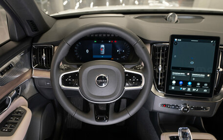 Volvo XC90 II рестайлинг, 2025 год, 10 700 000 рублей, 11 фотография