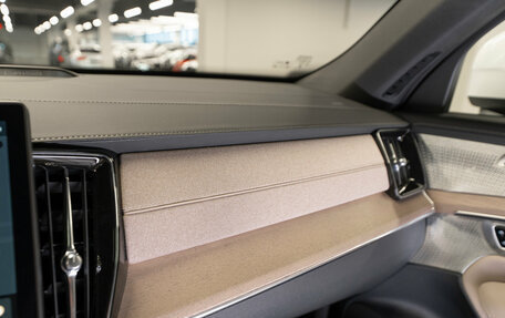 Volvo XC90 II рестайлинг, 2025 год, 10 700 000 рублей, 30 фотография