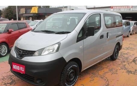 Nissan NV200, 2018 год, 1 500 000 рублей, 5 фотография