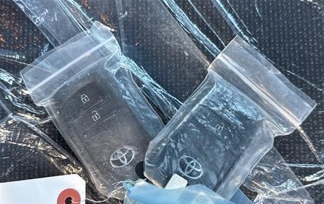 Toyota Yaris, 2022 год, 1 471 000 рублей, 10 фотография