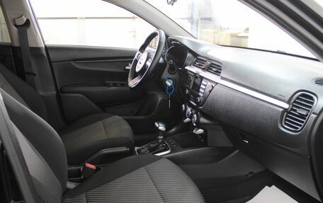 KIA Rio IV, 2019 год, 1 355 000 рублей, 10 фотография